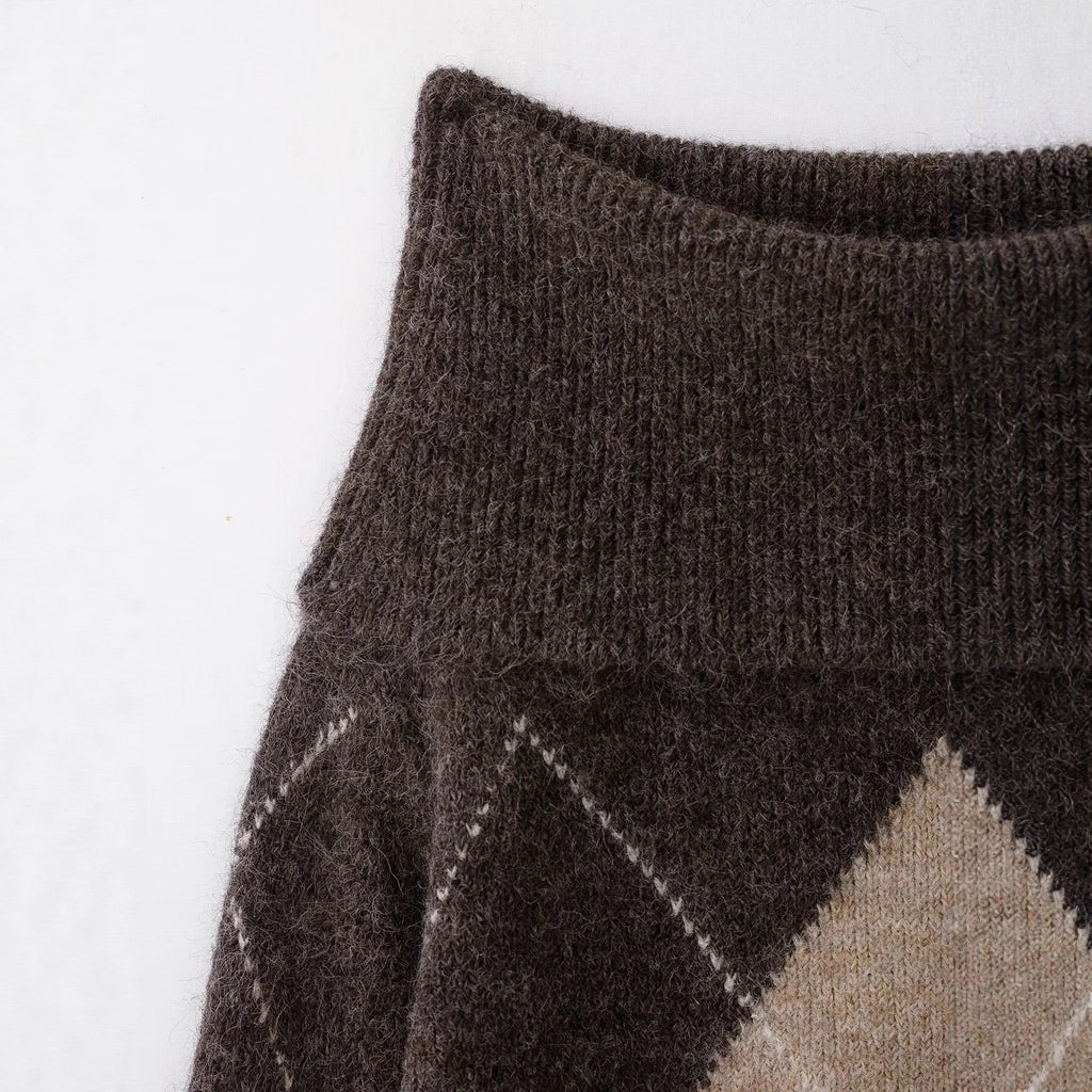 One collar long sleeved collar plaid versatile knitted sweater for women