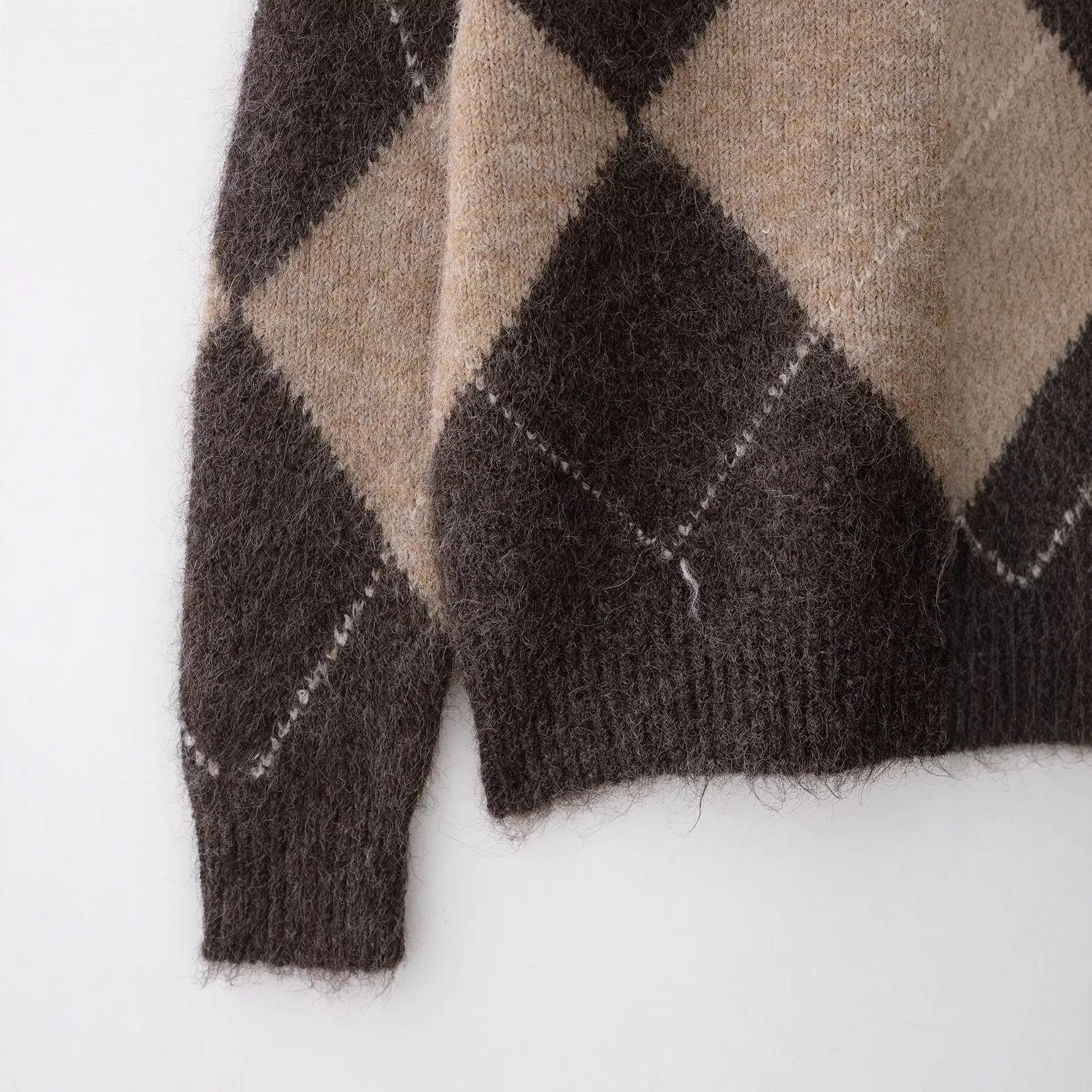 One collar long sleeved collar plaid versatile knitted sweater for women