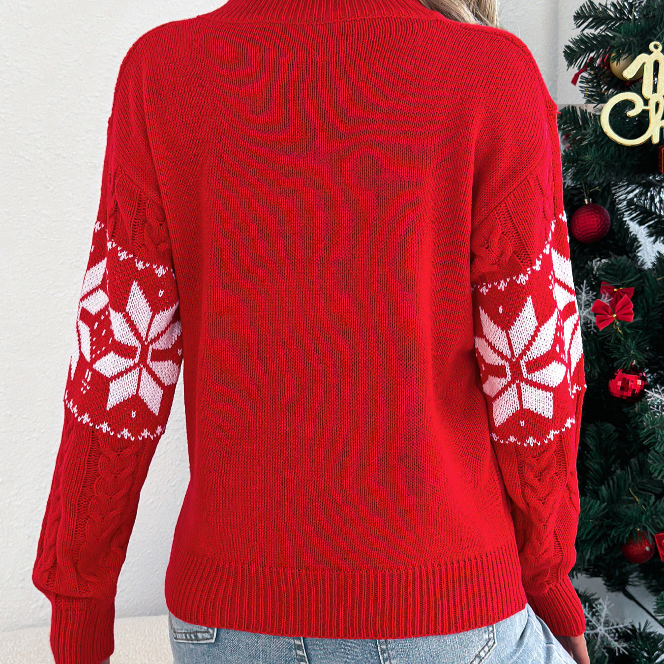 Snowflake patterned lantern long sleeved pullover sweater