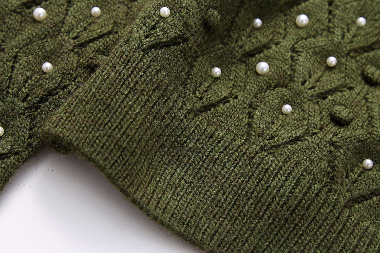 New Woman Long Sleeve Knitted Knitwears Pullover Backless Sweater Jumpers Top Faux Pearls Cropped Sweaters for Women